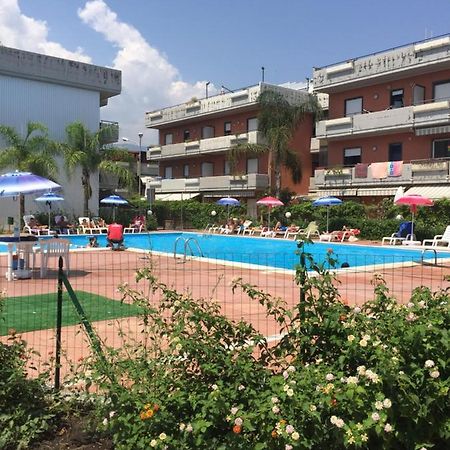 Ferienwohnung Taormina Mare Piscina Fondachello Fondachello  Exterior foto