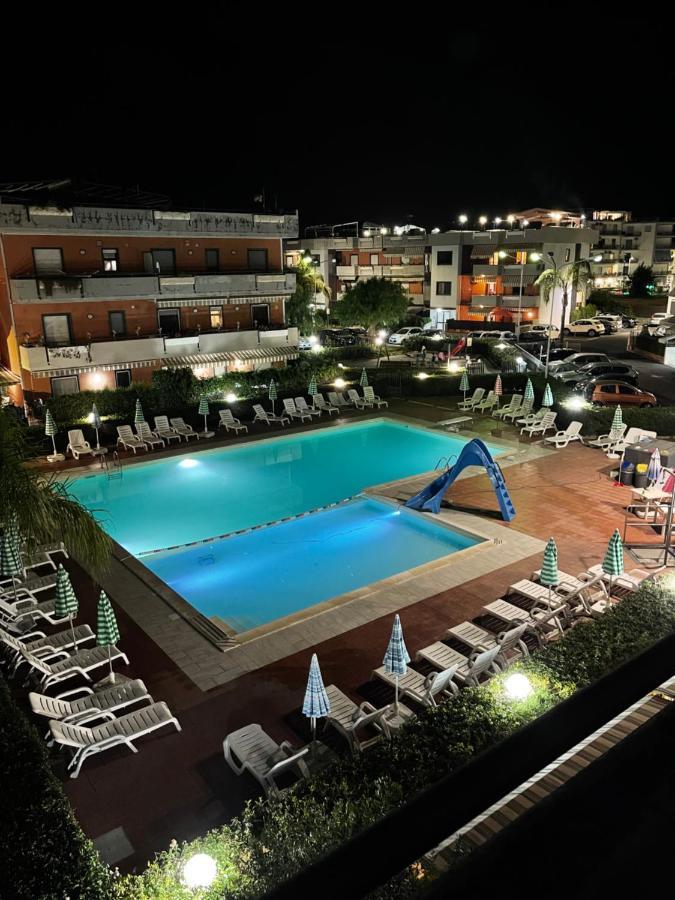 Ferienwohnung Taormina Mare Piscina Fondachello Fondachello  Exterior foto